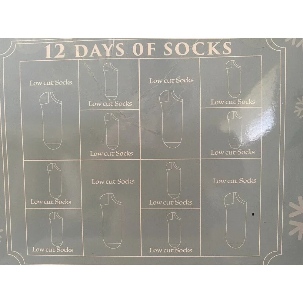 HYP Kids Christmas 12‎ Days Of Socks Sealed In Plastic NIB Shoe Sz 4-10 Assorted